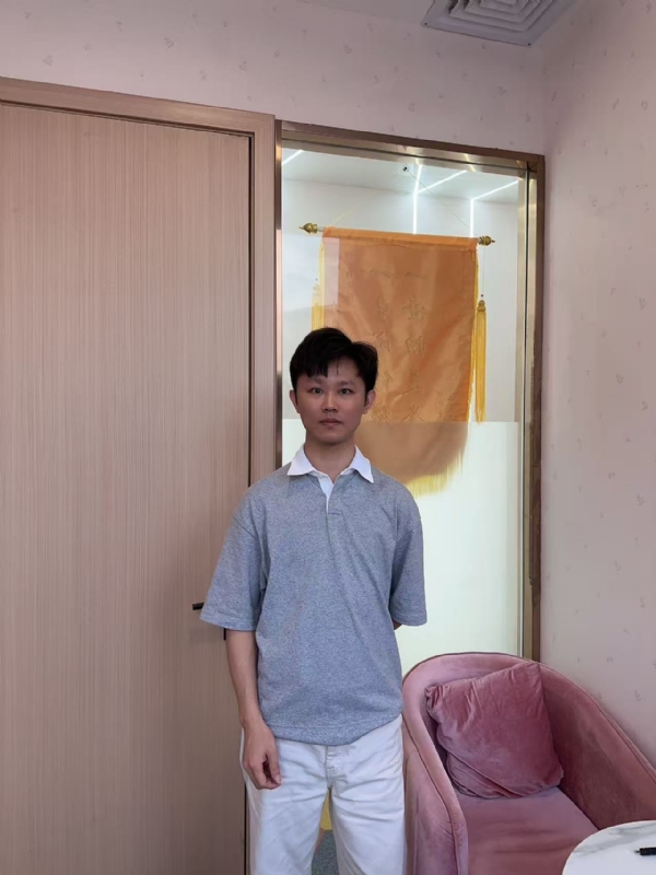 小叶子的第一张照片--邢台相亲服务中心