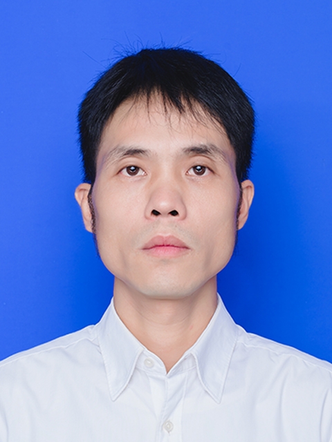 魅力中年的第一张照片--邢台相亲服务中心