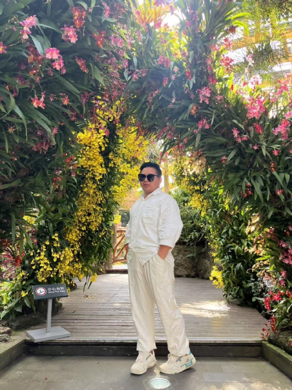 少一点的第一张照片--邢台相亲服务中心