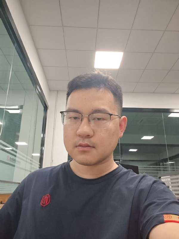 雨落浅响的第一张照片--邢台相亲服务中心