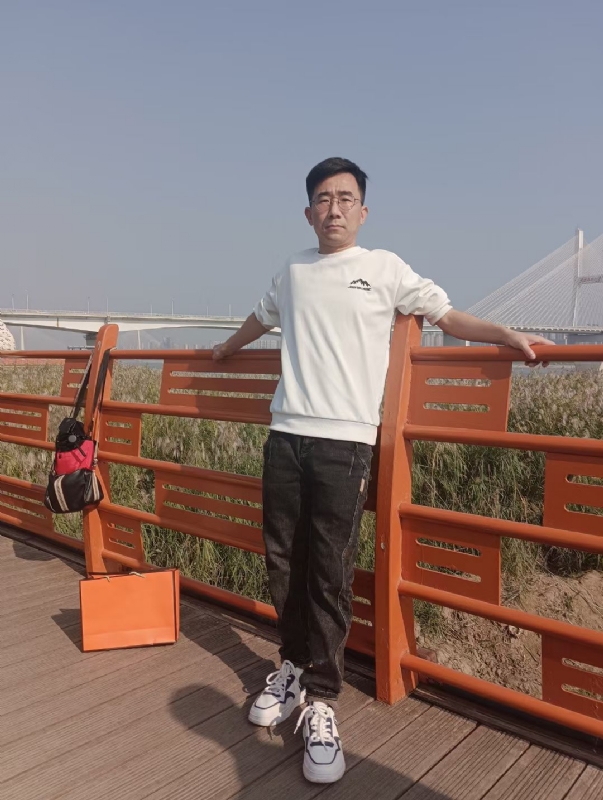 黑白的第一张照片--邢台相亲服务中心