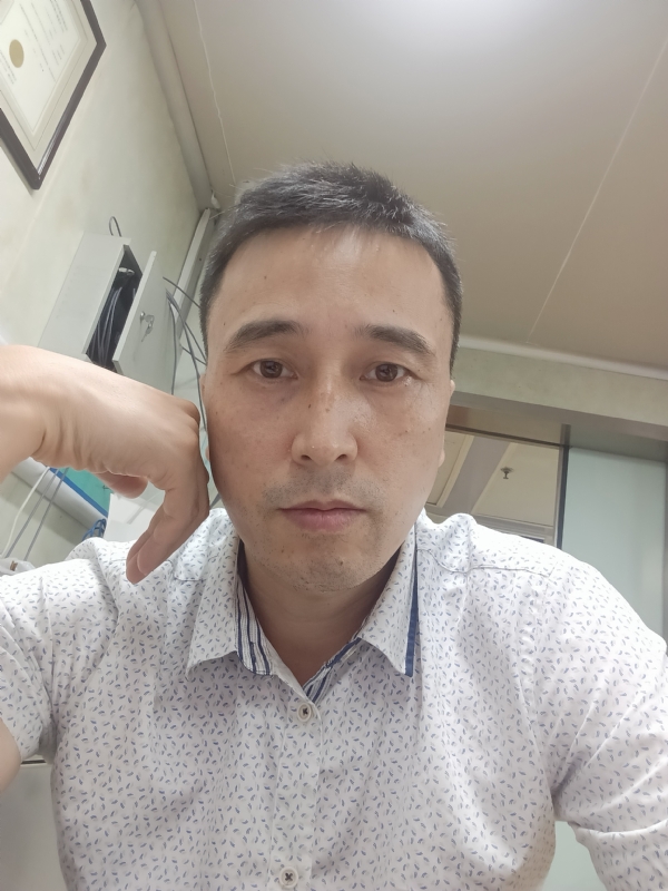 笑看一切的第三张照片--邢台相亲服务中心