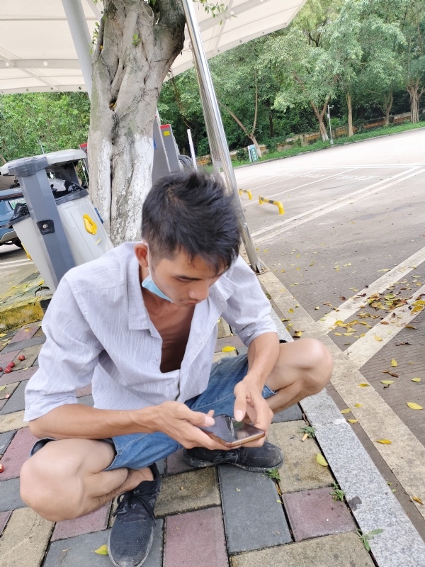 太累了的第一张照片--邢台相亲服务中心