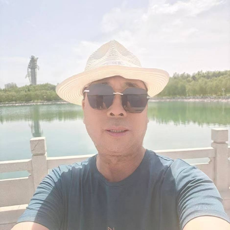 有钱人的第一张照片--邢台相亲服务中心