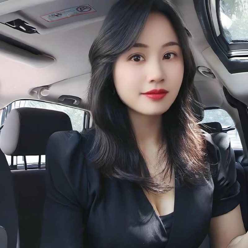 雪莲的第一张照片--邢台相亲服务中心