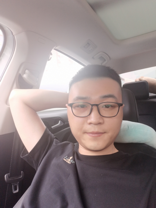 JingY的第一张照片--邢台相亲服务中心