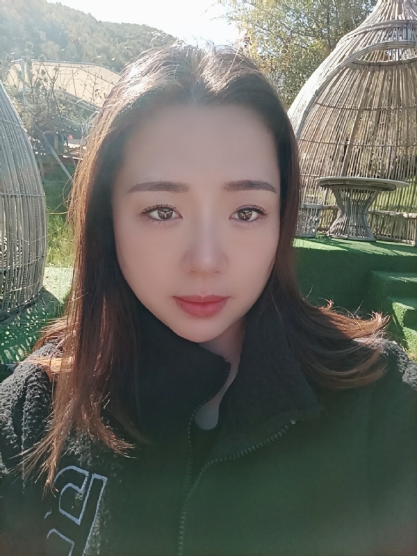 阿燕的第一张照片--邢台相亲服务中心