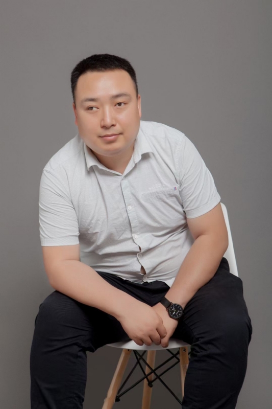 带着梦想去旅行的第一张照片--邢台相亲服务中心