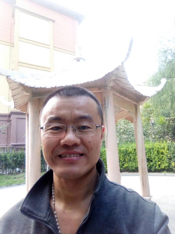 撸起袖子加油干的第一张照片--邢台相亲服务中心