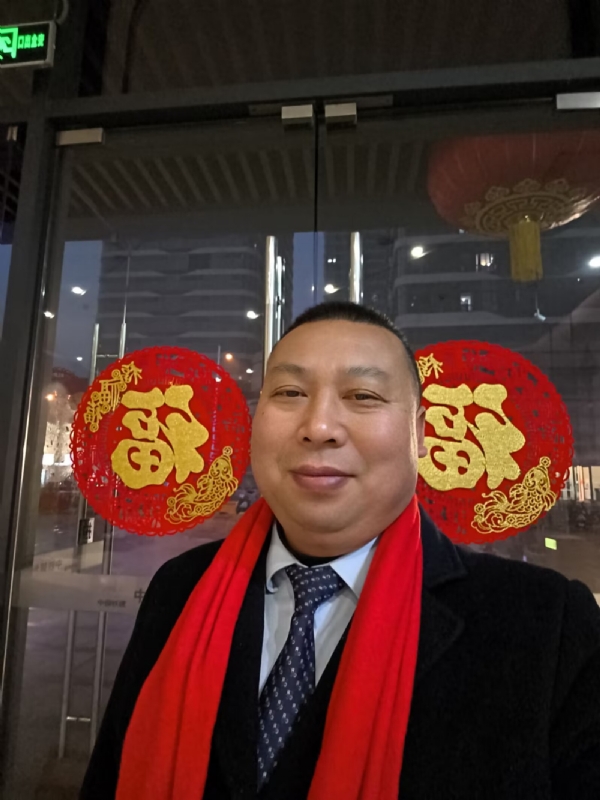 半百悟红尘的第一张照片--邢台相亲服务中心