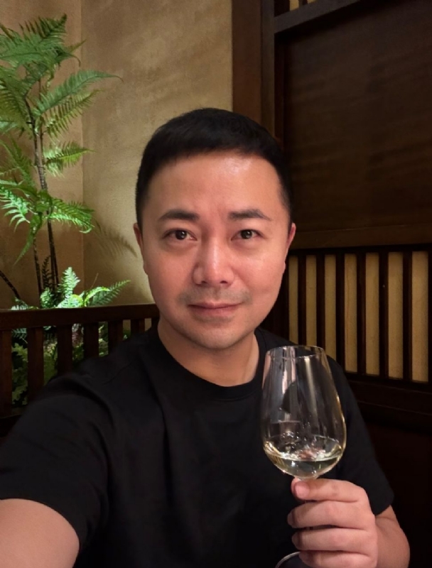 幸福的第二张照片--邢台相亲服务中心