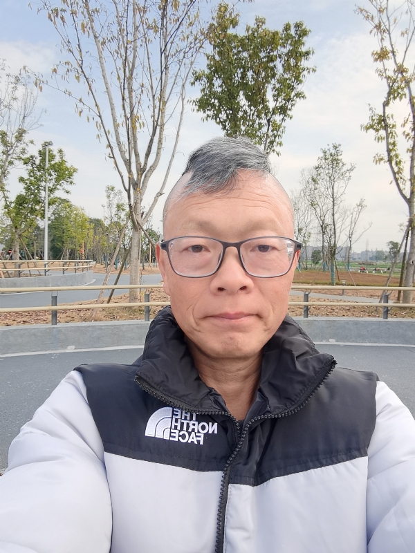 做喜欢的事的第一张照片--邢台相亲服务中心