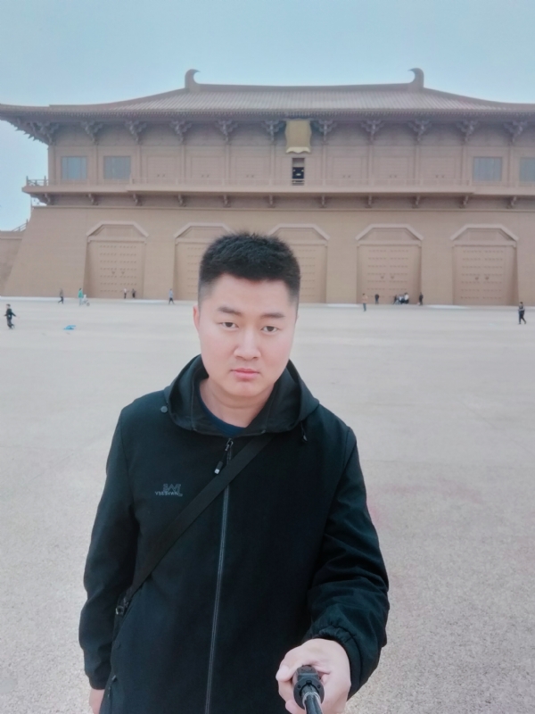 放肆的青春的第一张照片--邢台相亲服务中心