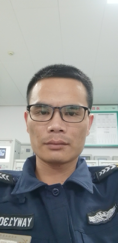 一直都在的第二张照片--邢台相亲服务中心