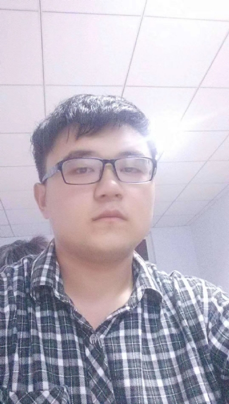 颜色不一样的黄的第一张照片--邢台相亲服务中心