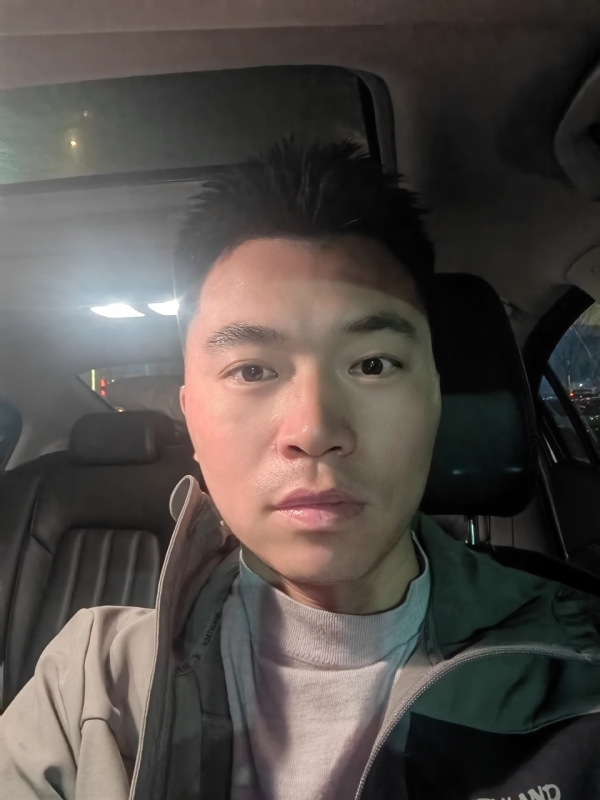 讲不出再见的第二张照片--邢台相亲服务中心