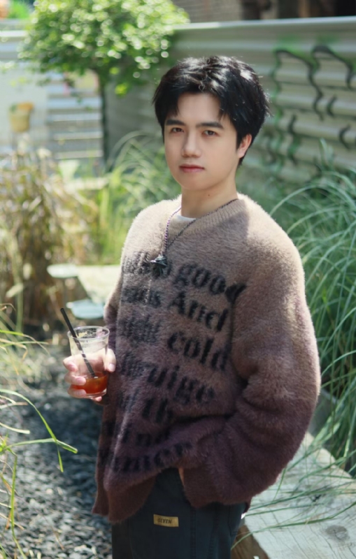 檐下雨的第一张照片--邢台相亲服务中心