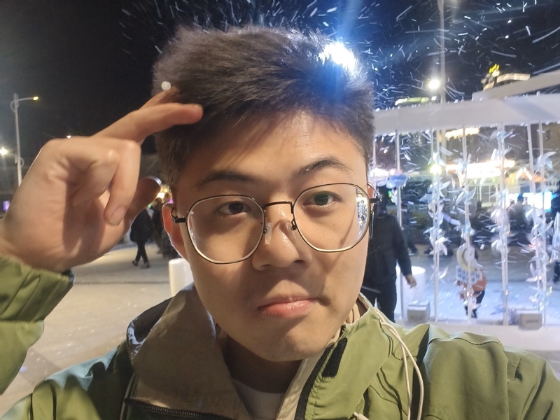 独揽星河的第一张照片--邢台相亲服务中心