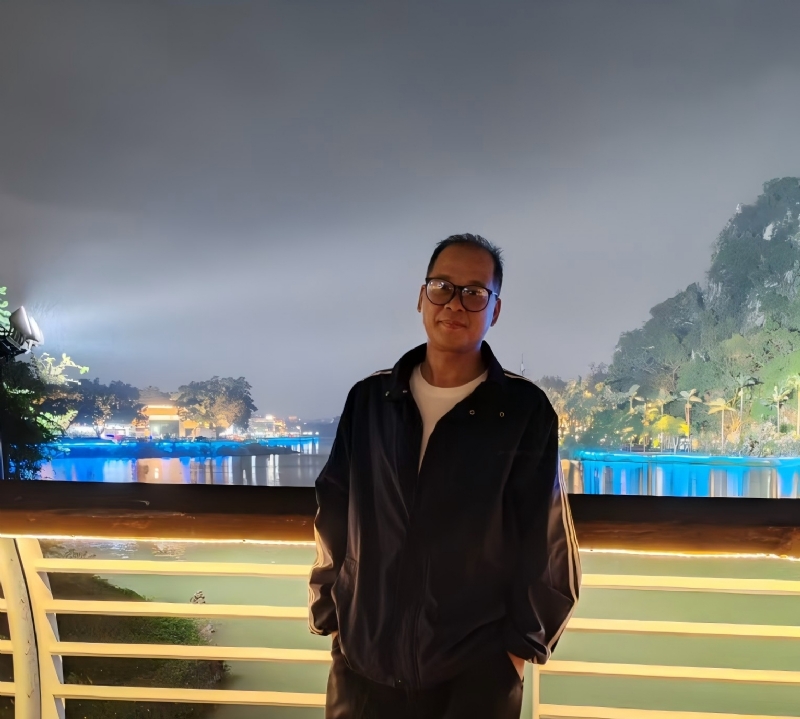 高山流云的第一张照片--邢台相亲服务中心