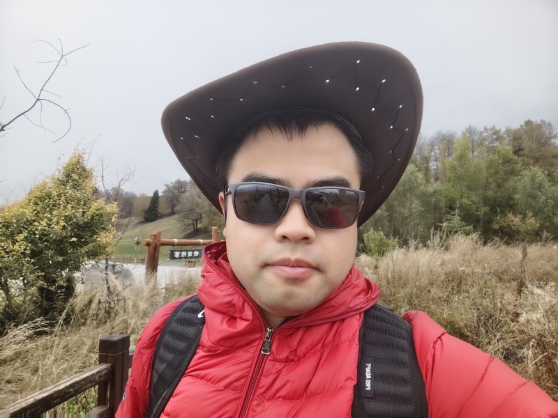 欢乐的笑的第一张照片--邢台相亲服务中心