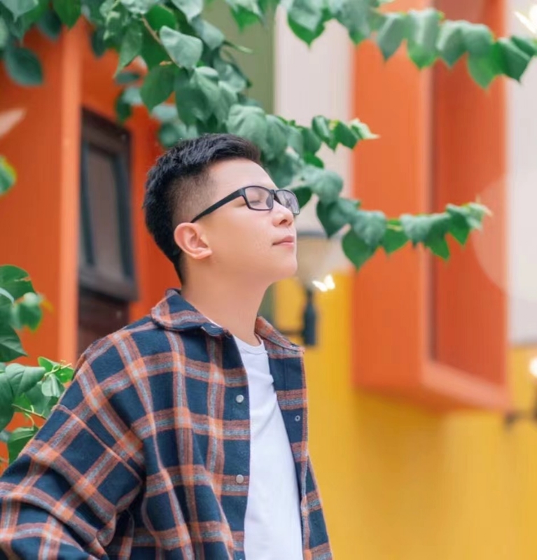 版本之子的第一张照片--邢台相亲服务中心